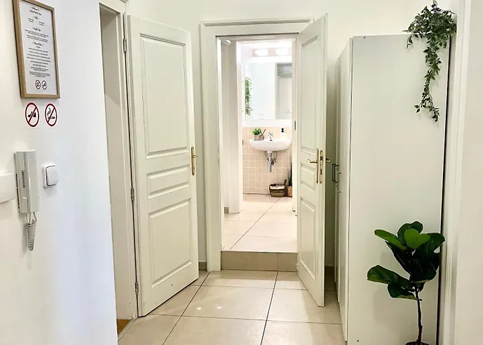 Mia - Old Town, Ac Μπρατισλάβα